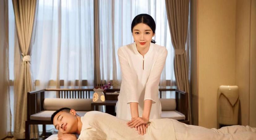 我和老板去的一家广州天河区高级足疗SPA男士会所_我给朋友介绍了这家